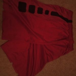 Nike Elite Shorts size L
